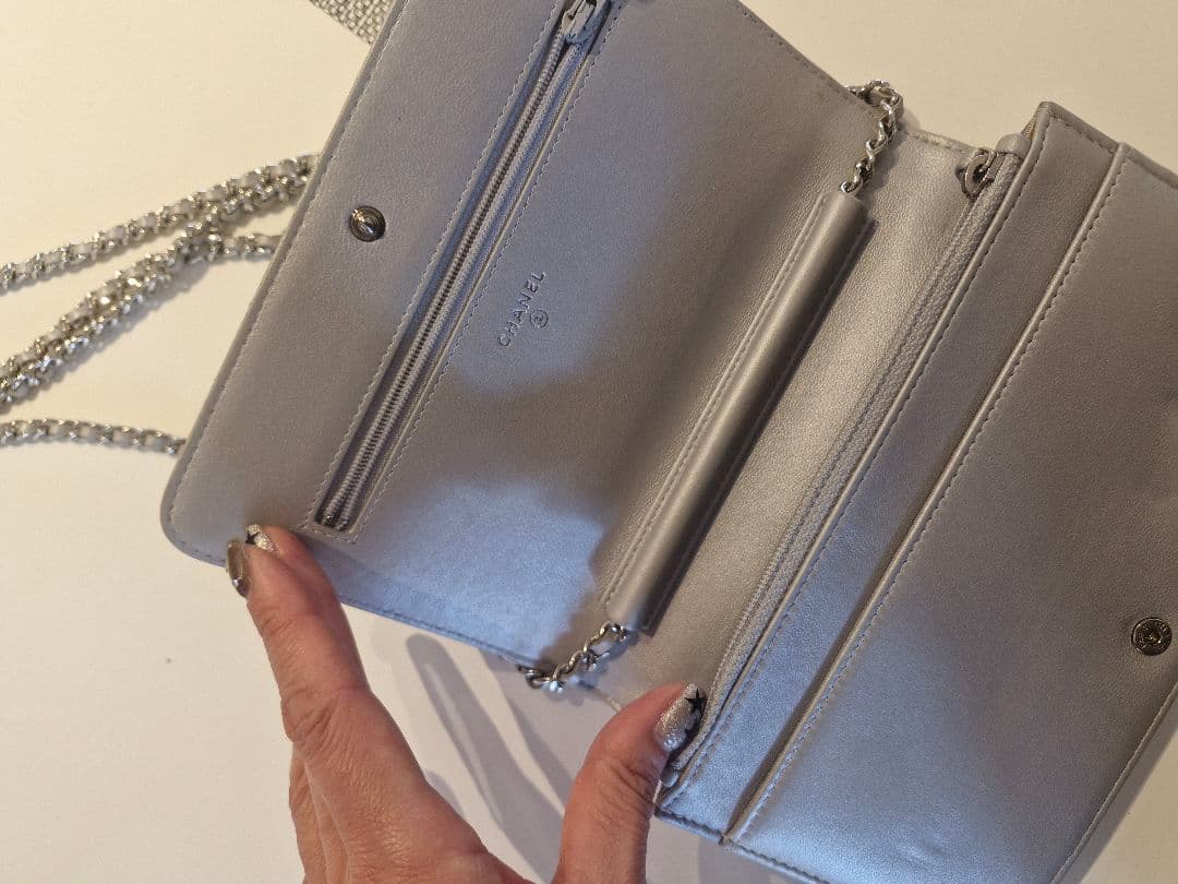 パリ本店限定モデル CHANEL キルティング お財布 ショルダーバッグ