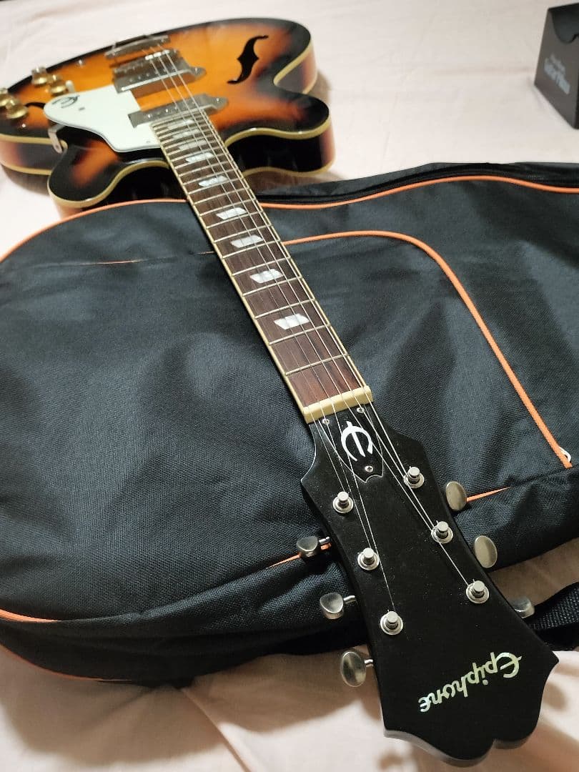Epiphone エピフォン CASINO カジノ サンバースト フルアコ