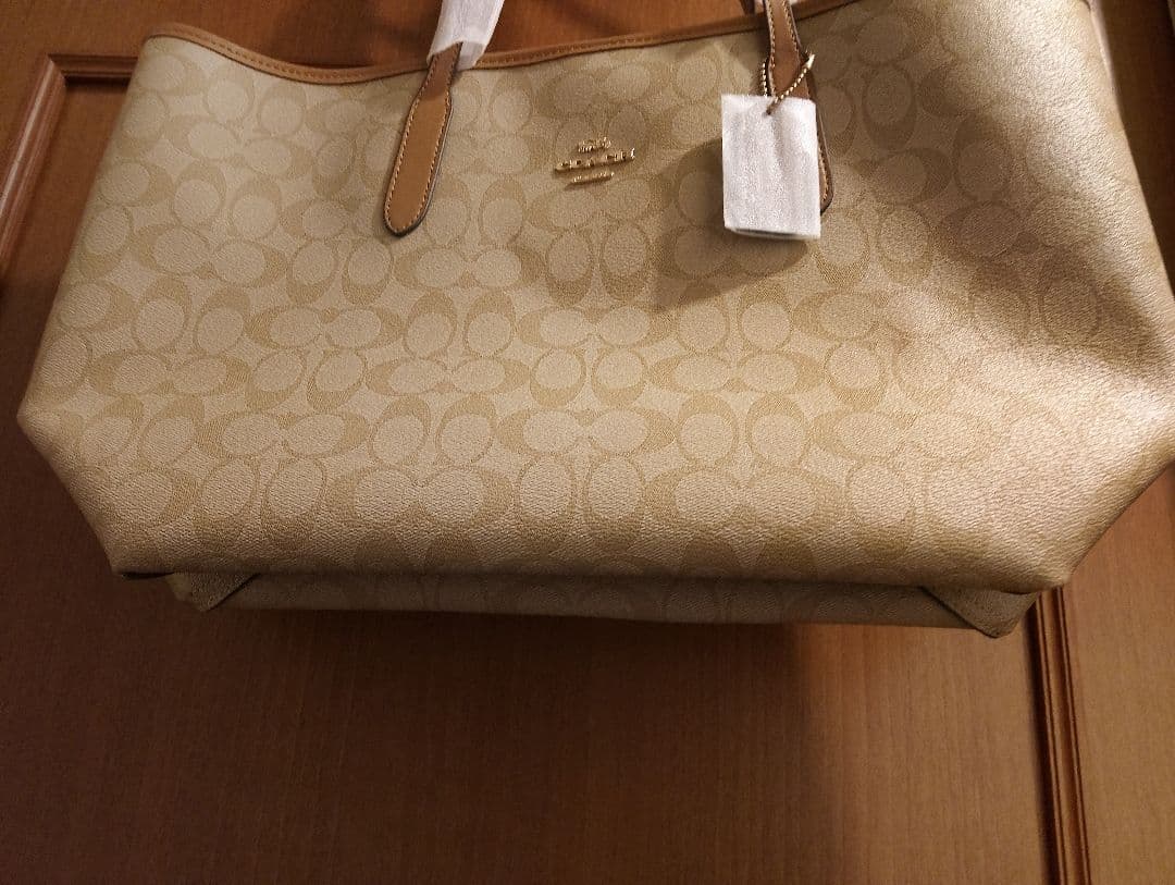 COACH ショルダーバッグ ベージュ 保存袋付き