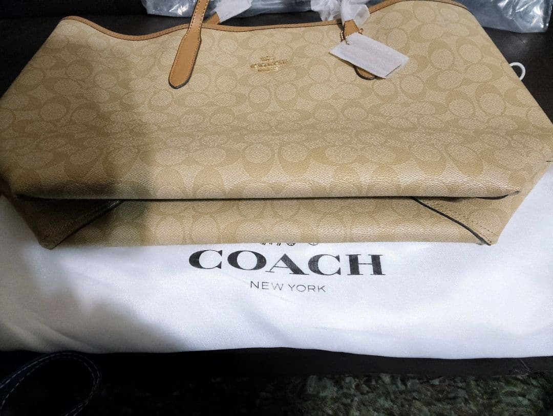 COACH ショルダーバッグ ベージュ 保存袋付き
