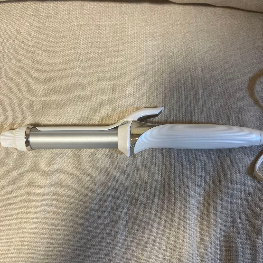 美品　2020製ReFa カールヘアアイロン ホワイト　32mm