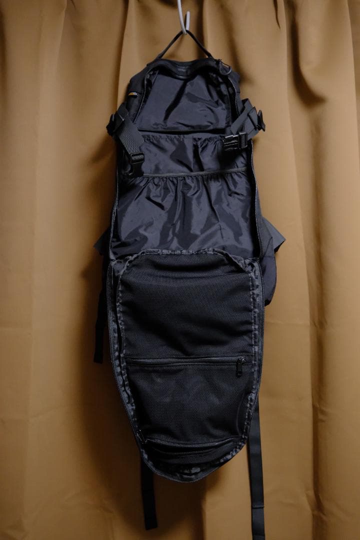 【美品】RAIN OR SHINE　バックパック１３L　ブラック　スノーボード用
