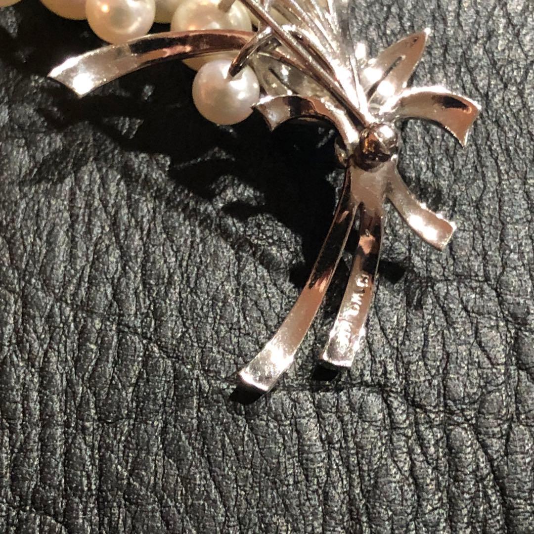 Mikimoto ミキモト真珠 K14WGブローチ あこや真珠　ぶどうモチーフ