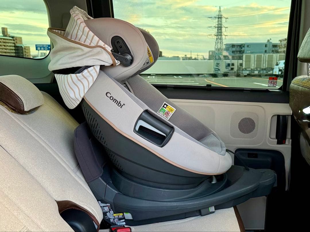 コンビTHE S Air ISOFIX エッグショックロッタZC-690