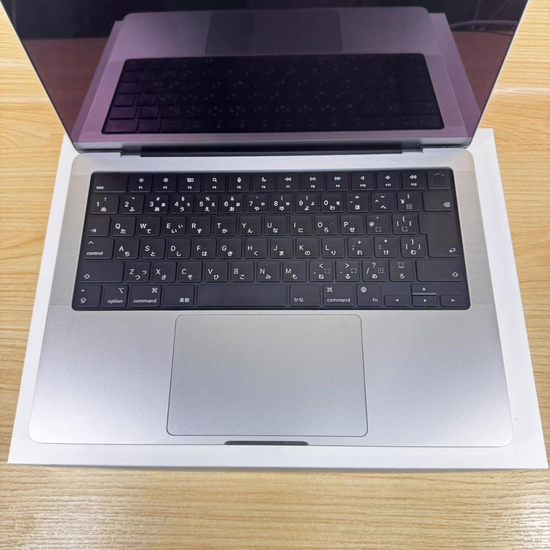 P348 美品 Apple MacBook Pro M2 14inch