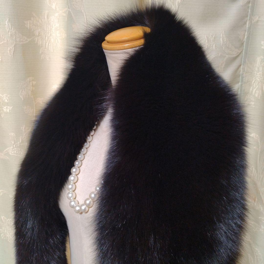 新品未使用✩ボリューム有✩ブルーフォックス✩ファーマフラー✩留め具有✩全面ファー