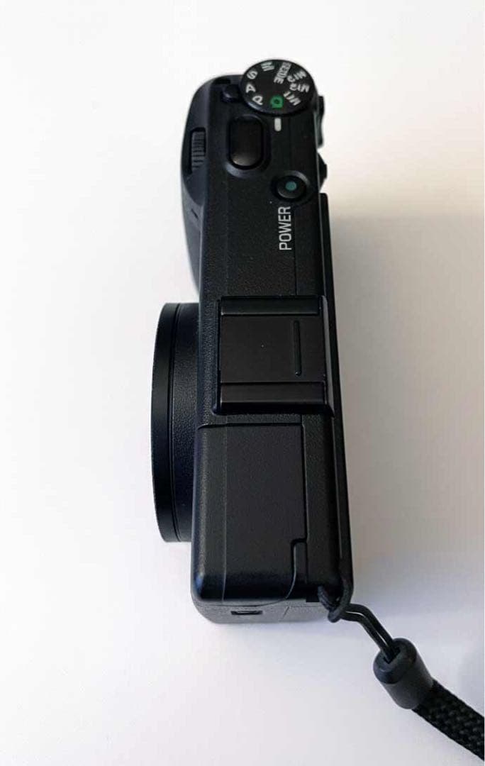 RICOH GR DIGITAL III (CCDセンサー搭載 名機)