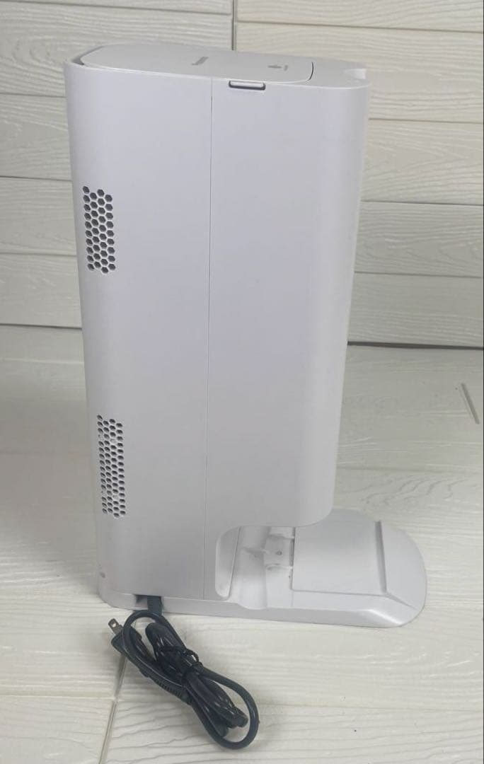 Panasonic 充電式掃除機 MC-NS10K 2023年製 紙パック付き