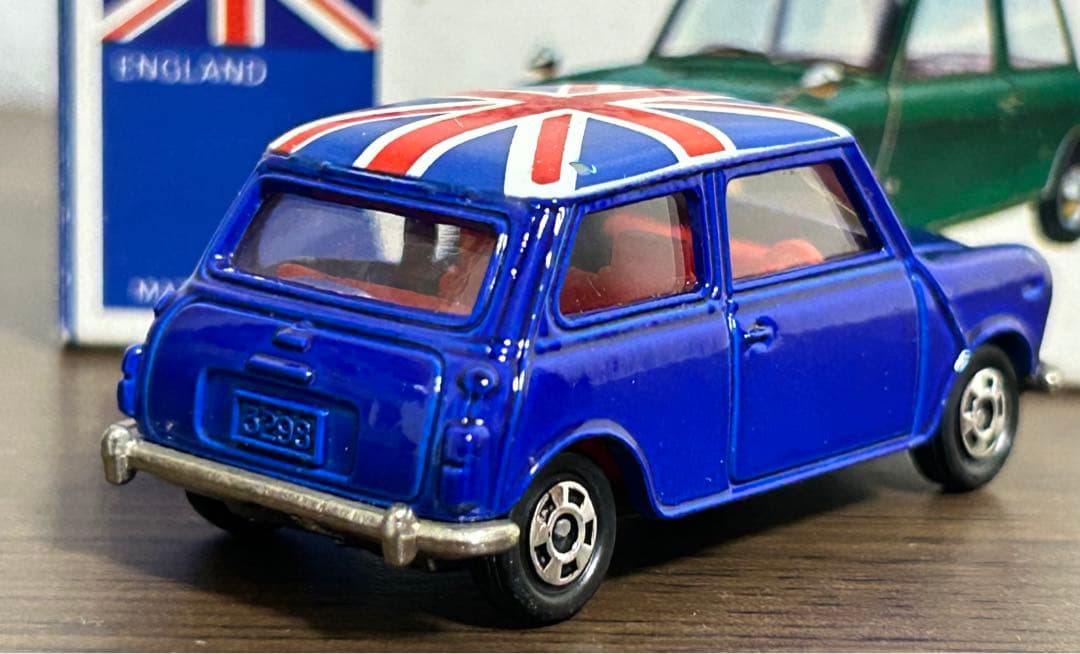 トミカ ミニクーパー 濃青 ユニオンジャック