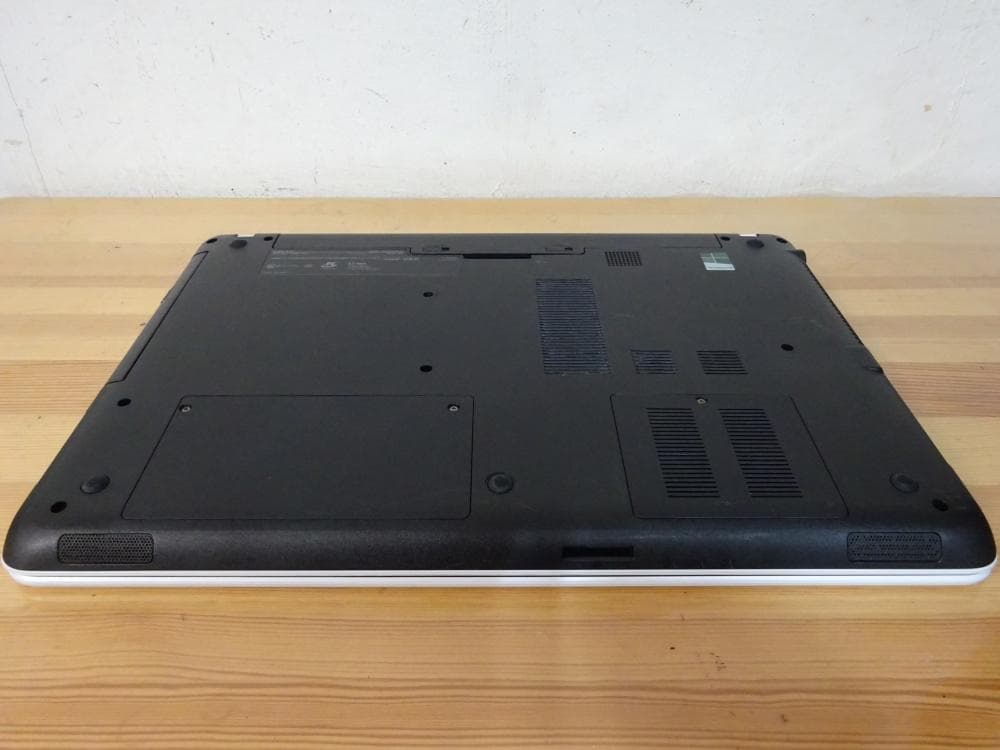 ソニーノートパソコン VAIO SVF153A1GN/中古特価良品