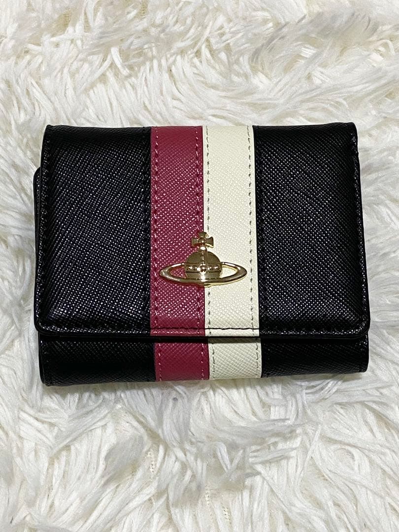 大人気⭐︎Vivienne Westwood 三つ折り財布