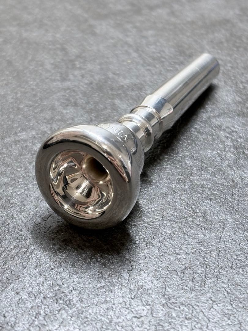 BACH アルチザン トランペット マウスピース 3C