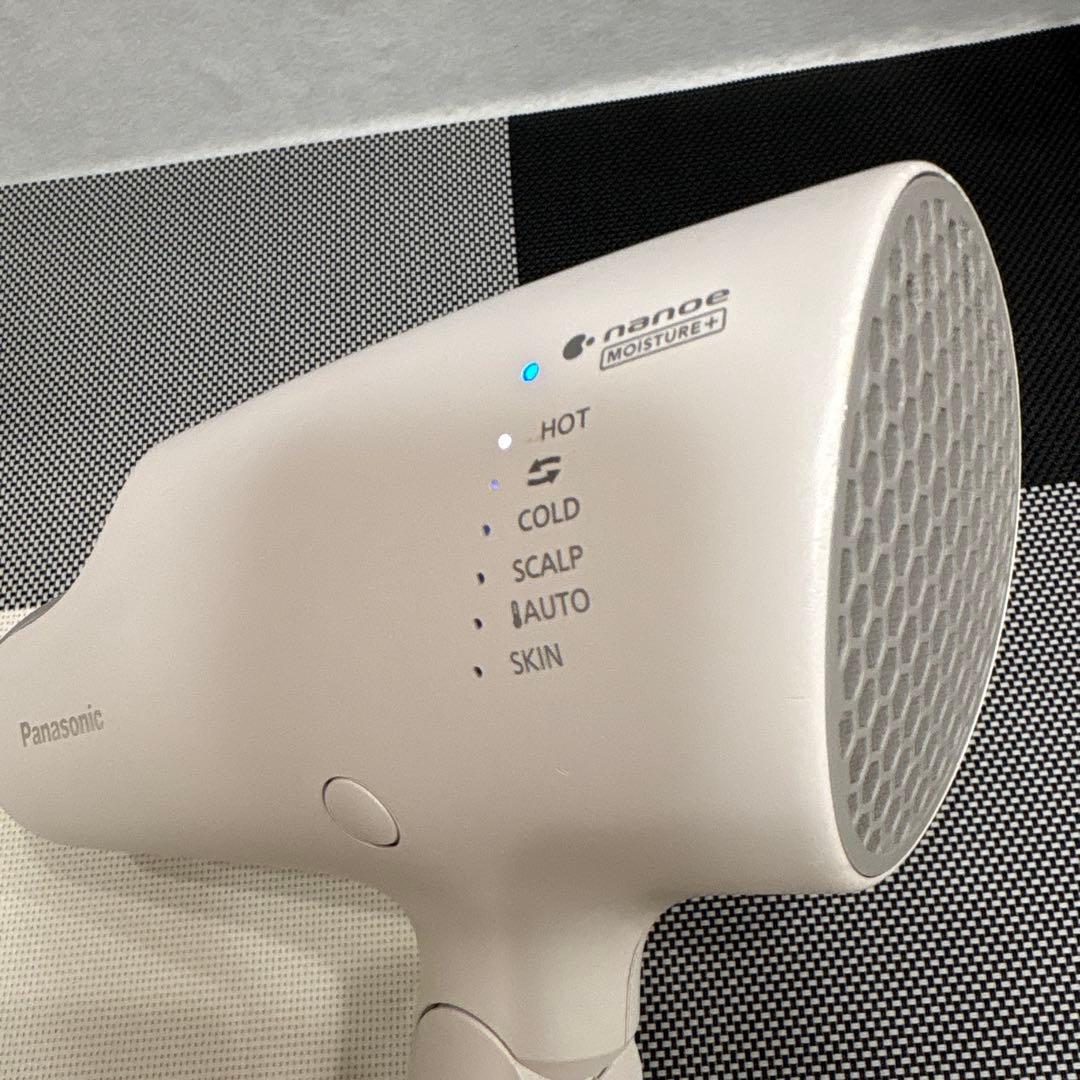 Panasonic　EH-NA0G-W　ウォームホワイト