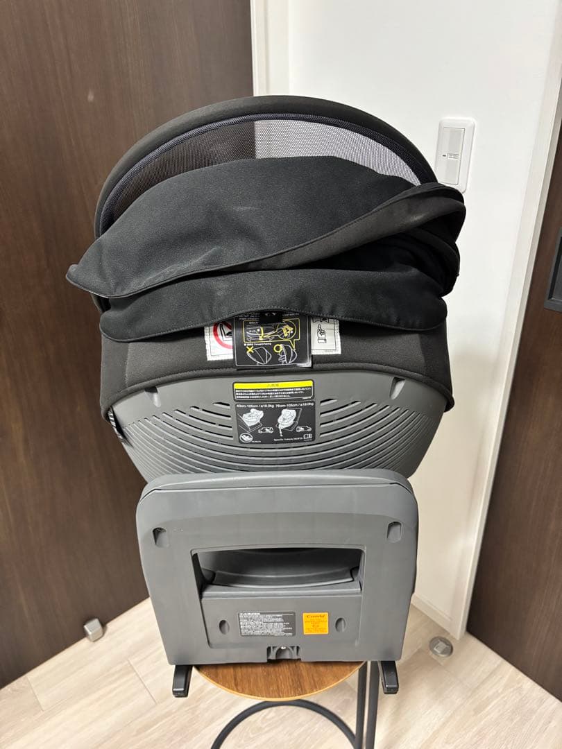 チャイルドシート　コンビ THE S plus ISOFIX エッグショックZD