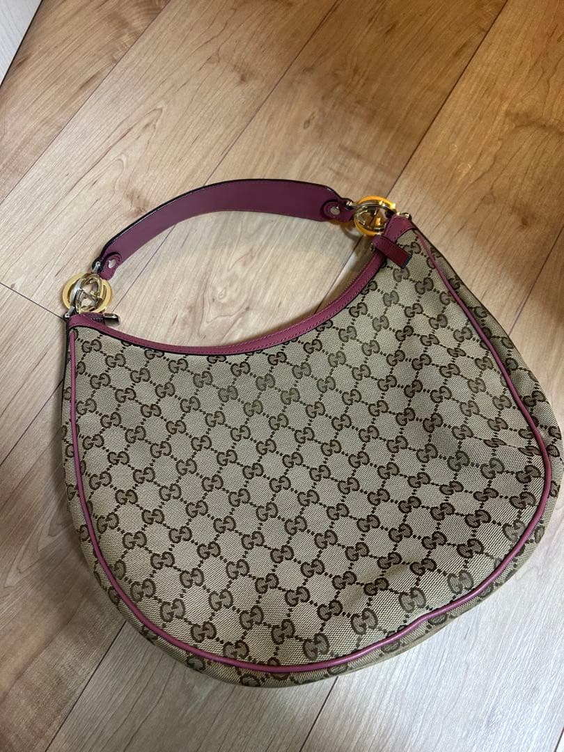 GUCCI　バッグ