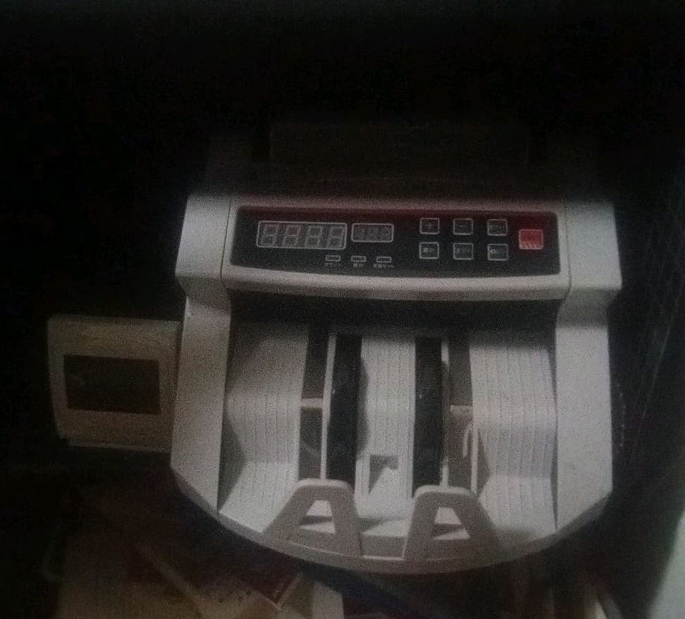 お札カウンター