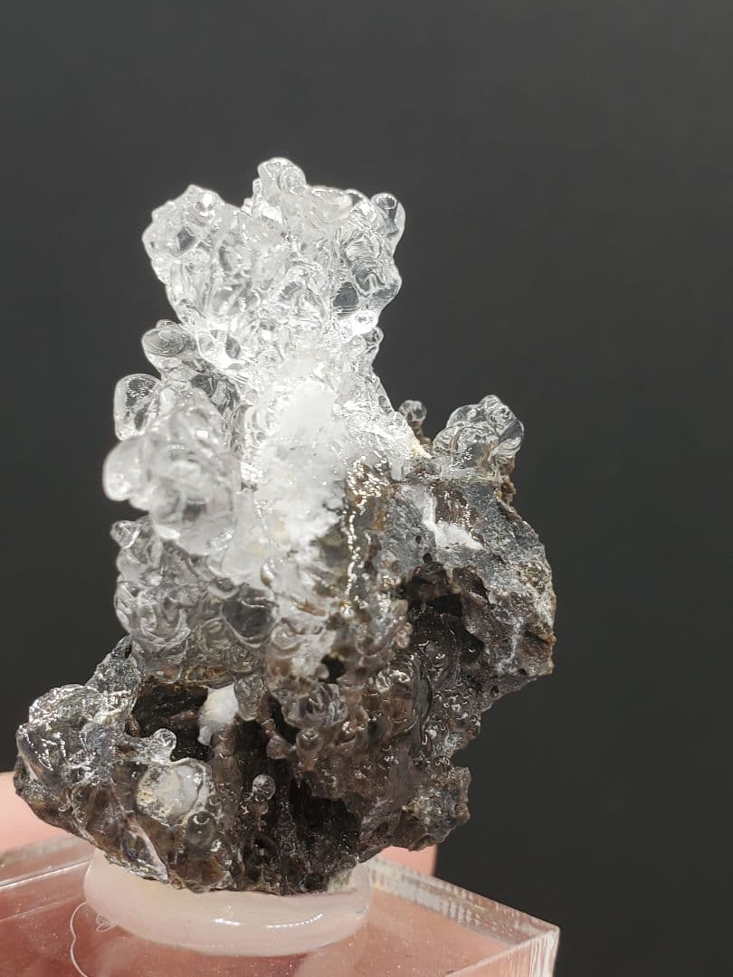 ハイアライトオパール 虹 天然石 原石 鉱物標本 鉱物 母岩付き ハンガリー産