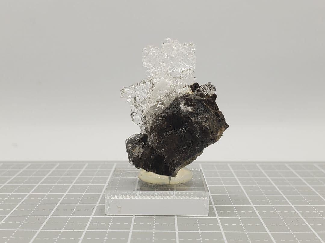 ハイアライトオパール 虹 天然石 原石 鉱物標本 鉱物 母岩付き ハンガリー産