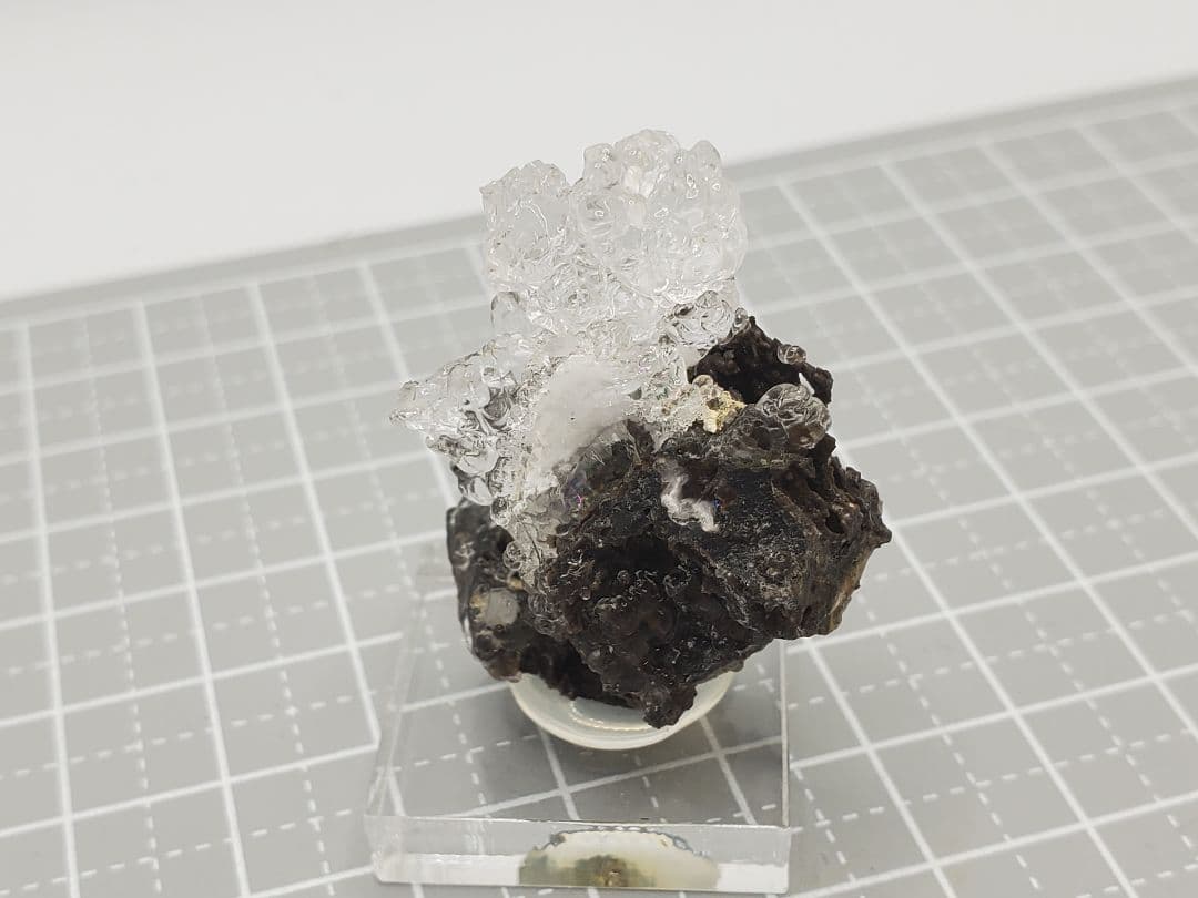 ハイアライトオパール 虹 天然石 原石 鉱物標本 鉱物 母岩付き ハンガリー産