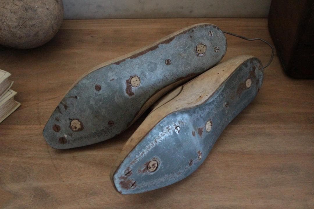 【B】フランスアンティーク木製シューモールド