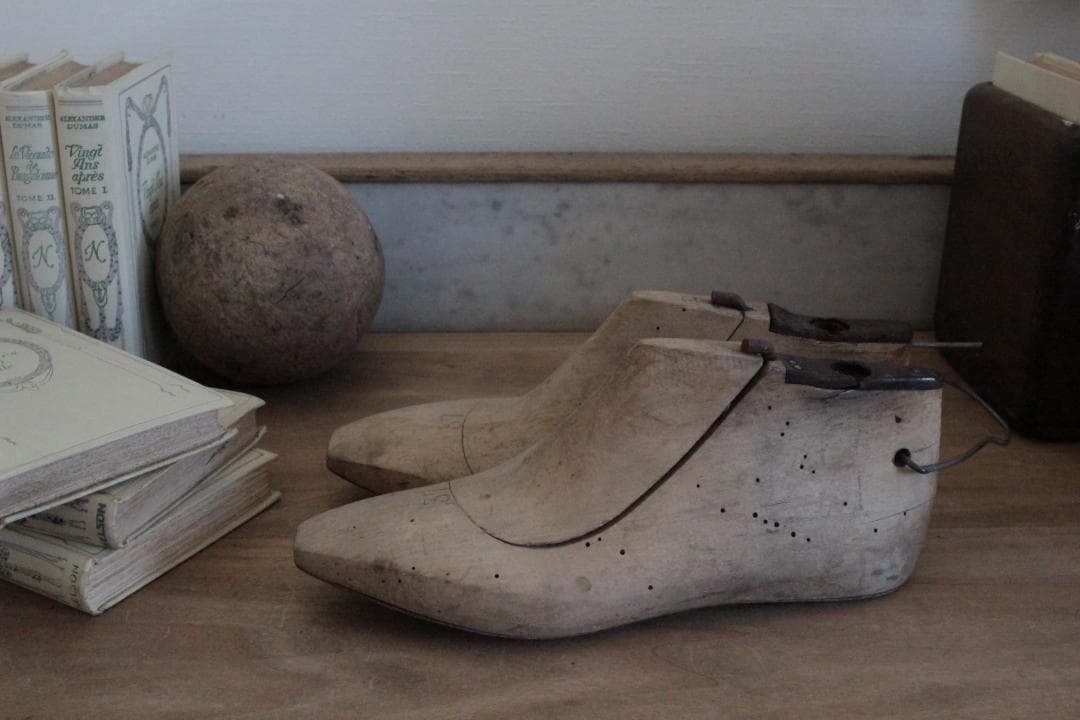 【B】フランスアンティーク木製シューモールド