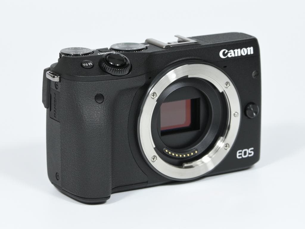 【超美品】 キヤノン　Canon EOS M3 ダブルレンズキット
