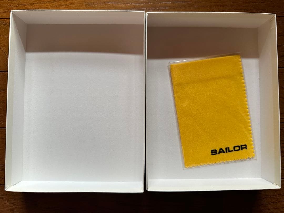 【絶品】中尊寺　万年筆　与楽　螺鈿　中尊寺限定 寶相華文 螺鈿