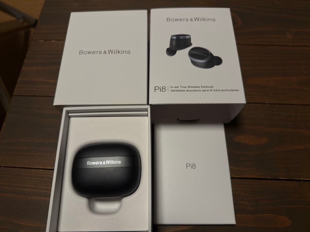 Bowers & Wilkins PI8 ワイヤレスイヤホン