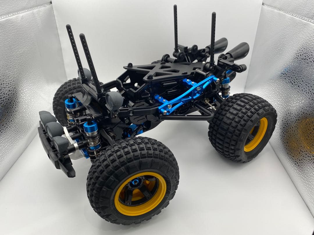 タミヤ　GF-01　コミカルアバンテ　オプション多数　ラジコン