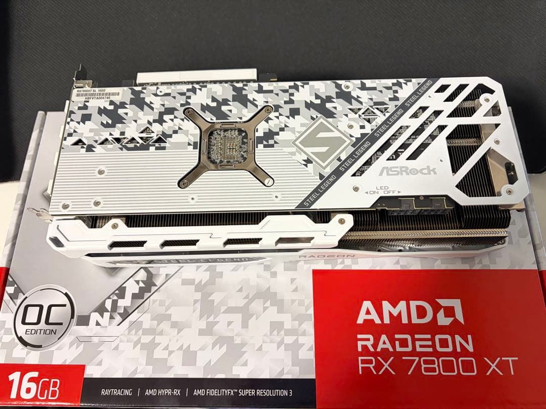 グラフィックボード・グラボ・ビデオカード ASRock STEEL LEGEND RX7800XT 16GB