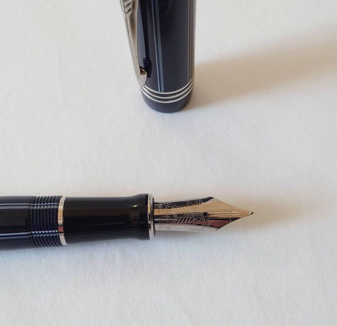 パーカー デュオフォールド インターナショナル ネイビー ピンストライプ万年筆