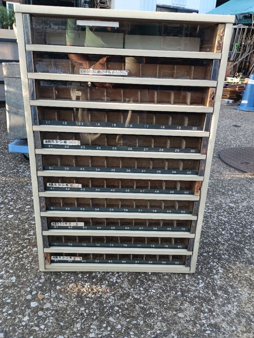 4254）糸販売木製ケース　　手芸 店舗什器 昭和レトロ