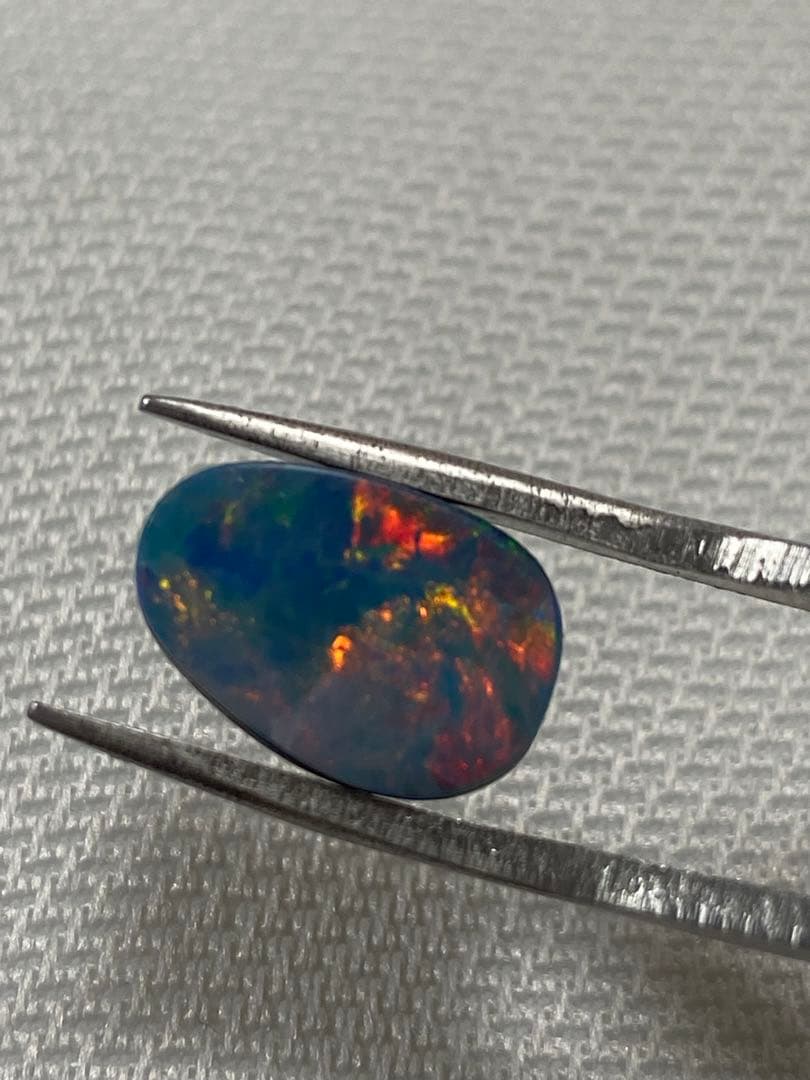 オパール　ダブレット