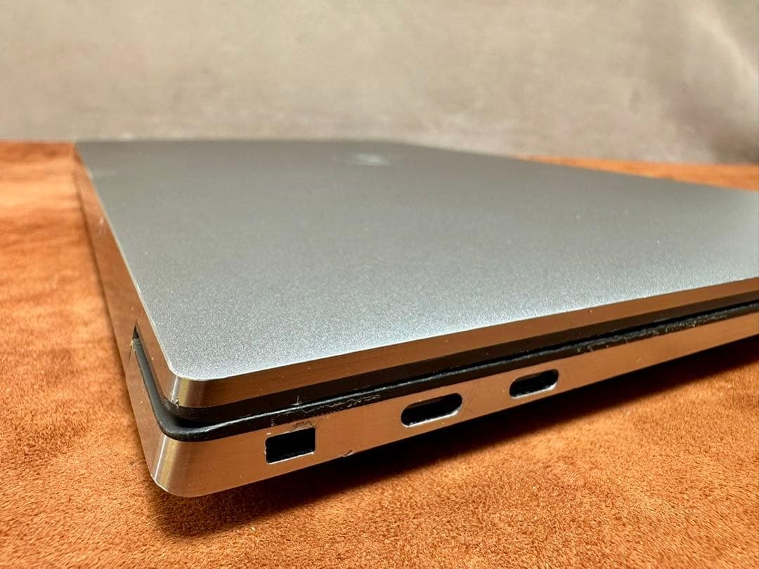 Windowsノート本体 Dell Precision 5560 i7-11850H 16GB 512GB