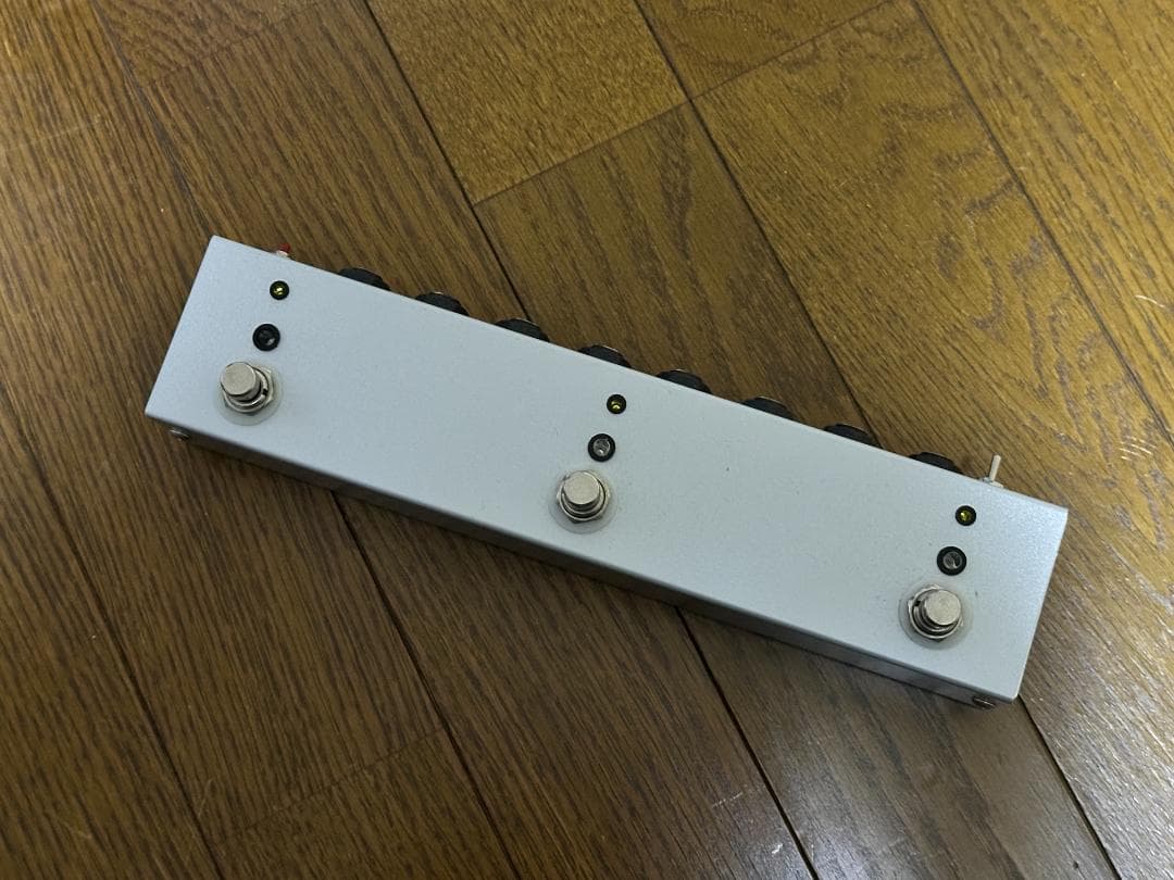 SPI THE THREE プログラマブルスイッチャー