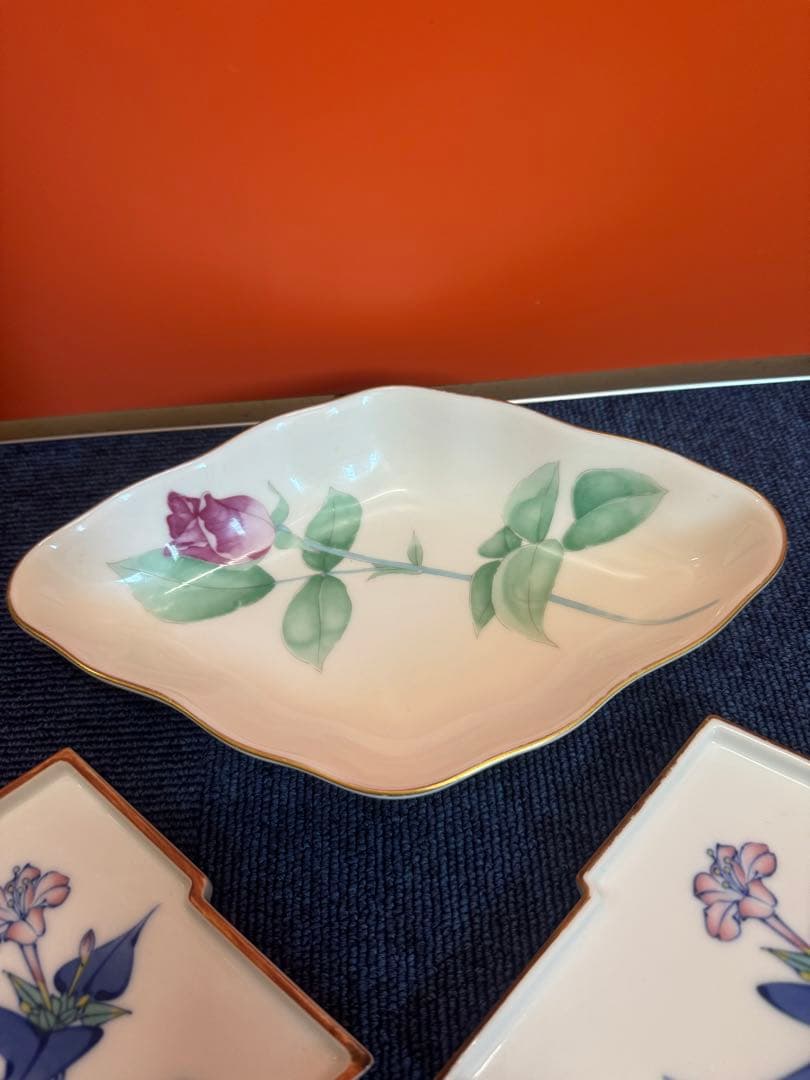 1893 香蘭社　菱形皿2客　菱形鉢1客　金彩