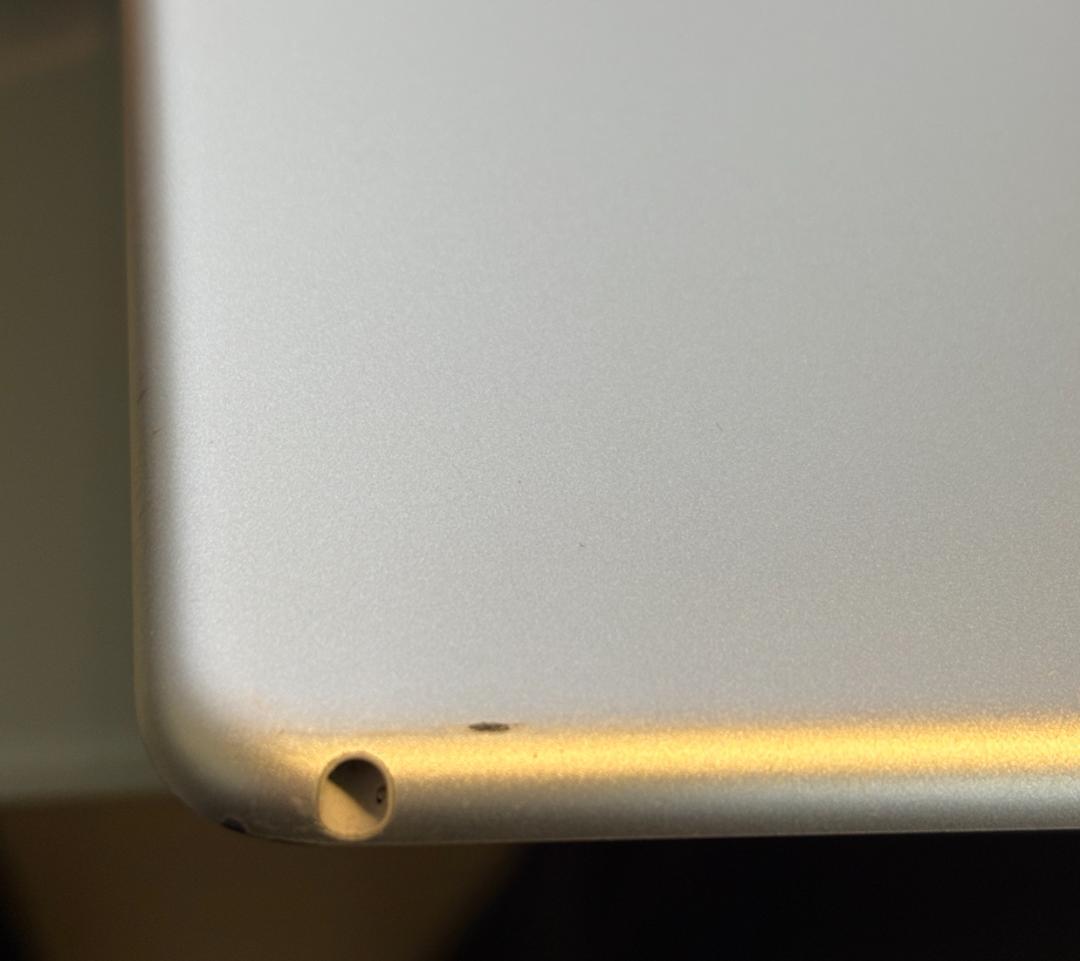 【まる】iPad Air 第3世代 Wi-fiタイプ 64GB シルバー