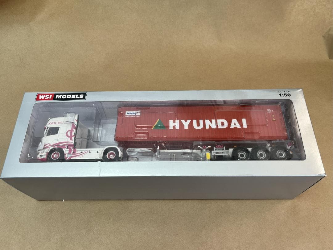 ミニカー WSI SCANIA STREAMLINE 40FTCONTAINER