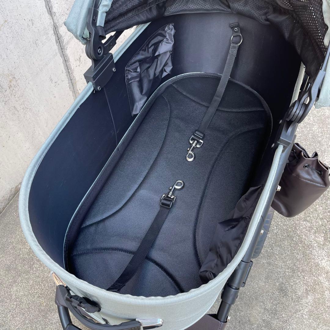 【ロイヤルブルー】