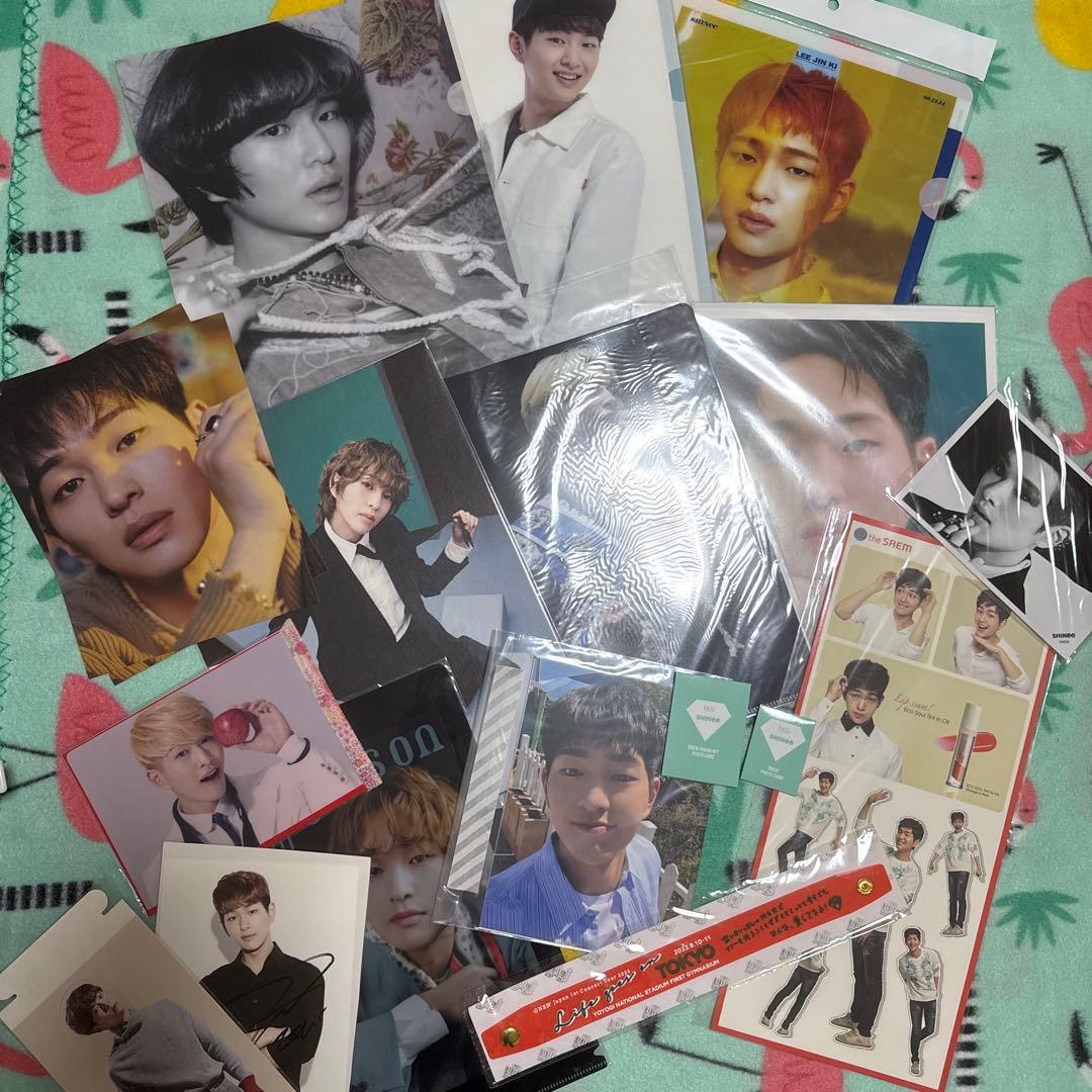 ブ*リ様 SHINEE ONEW グッズ セット