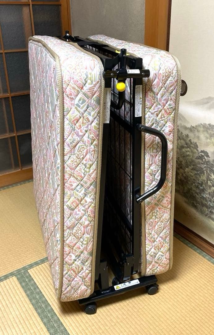美品☆フランスベッド　折りたたみベッド　山折り　S-パンテオンN-71B