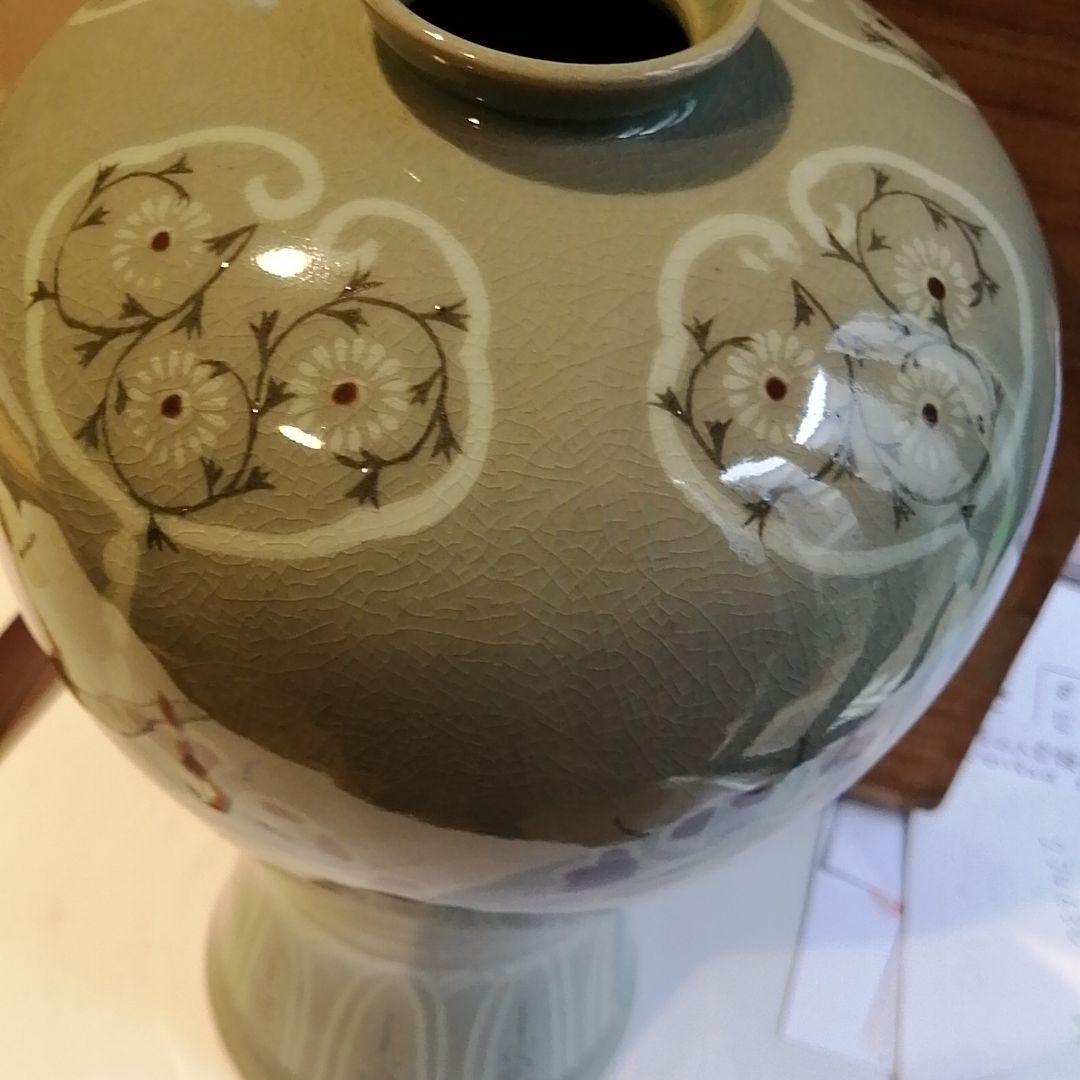 青磁壺　花瓶　色絵アンティーク？骨董？