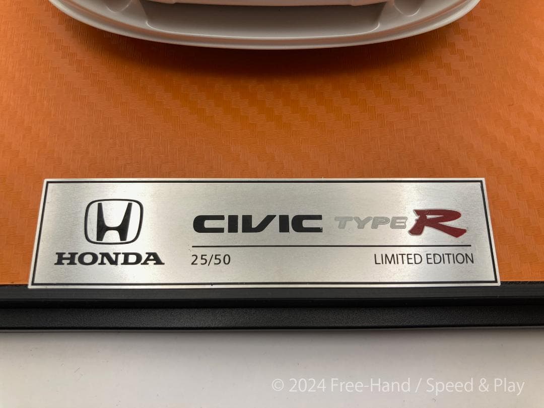 HONDA CIVIC Type R(2004)1:18 レジンカー　限定モデル