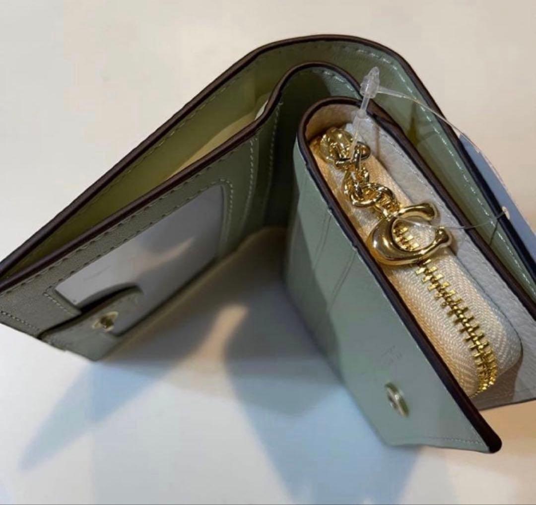 COACHパスキアコラボホワイト白二つ折り財布スナップウォレット.新品未使用品