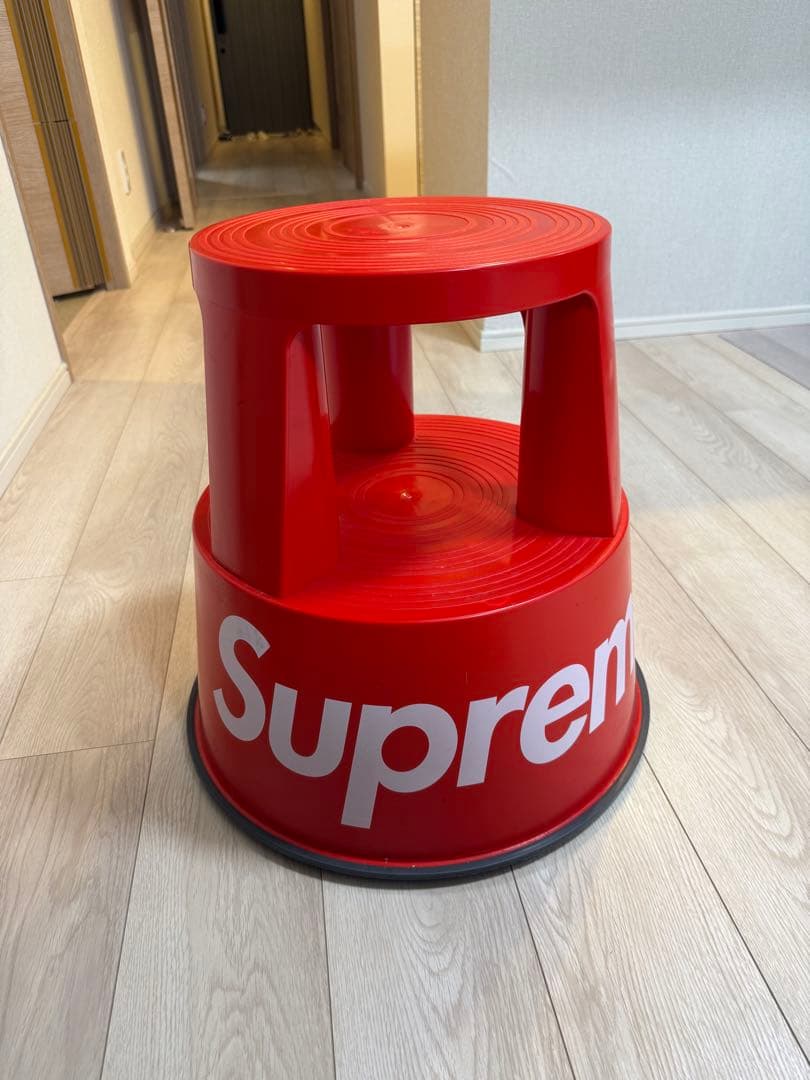 Supreme Wedo Step Stool Red (赤)シュプリーム