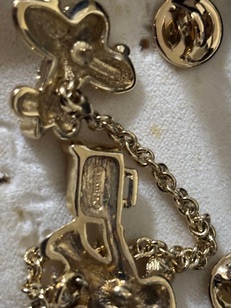 Burberrys JAL ブローチ バーバリー ピンバッジ 機内販売限定