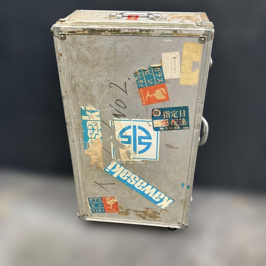 希少　大型　アルミキャリーケース　昭和レトロ　スーツケース　トラベルトランク