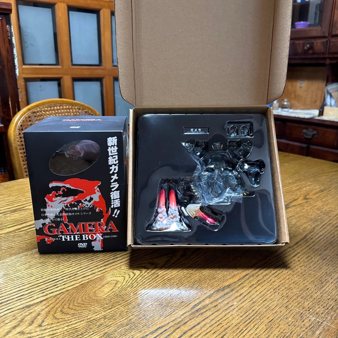 GAMERA THE BOX 限定フィギュア２体セット