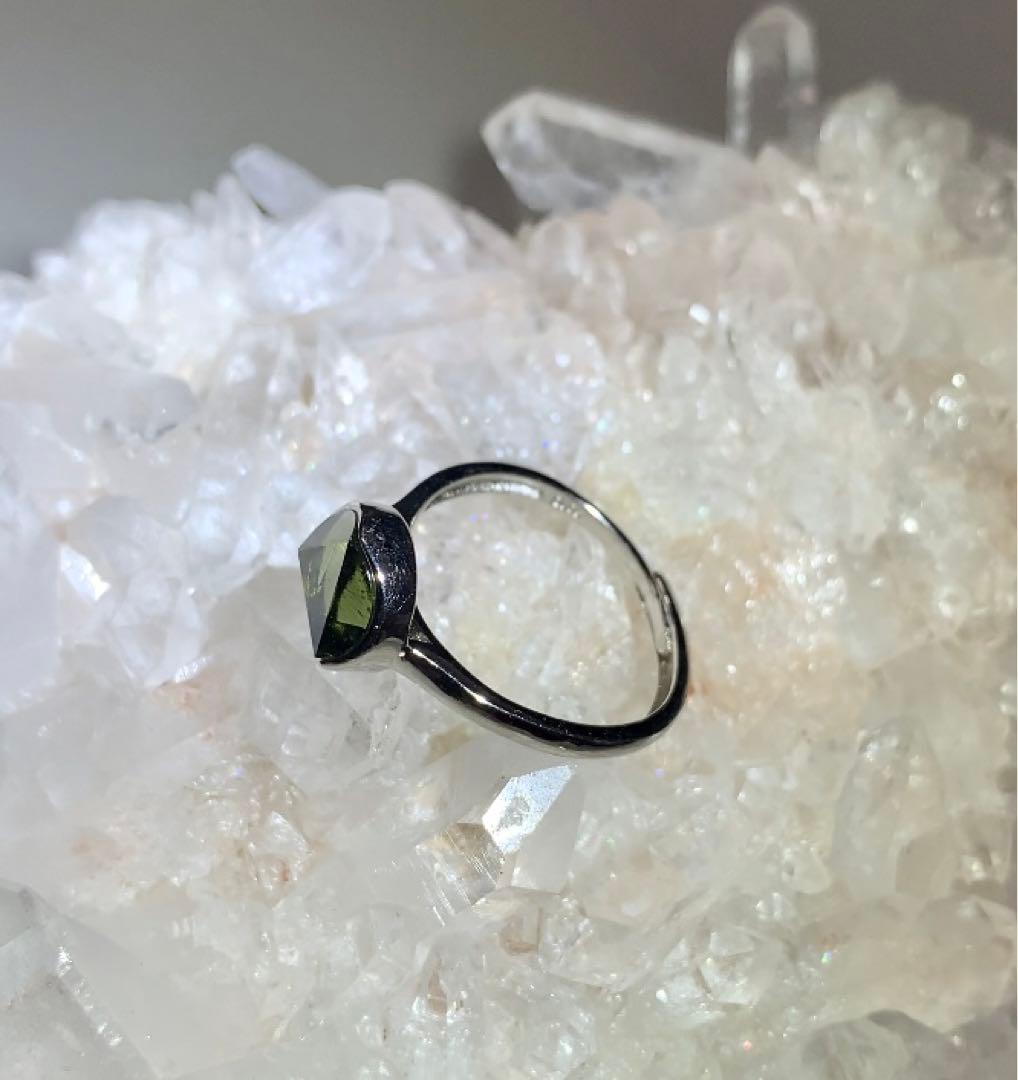 ★Manakali ★ 【高品質】モルダバイト　六芒星　リング