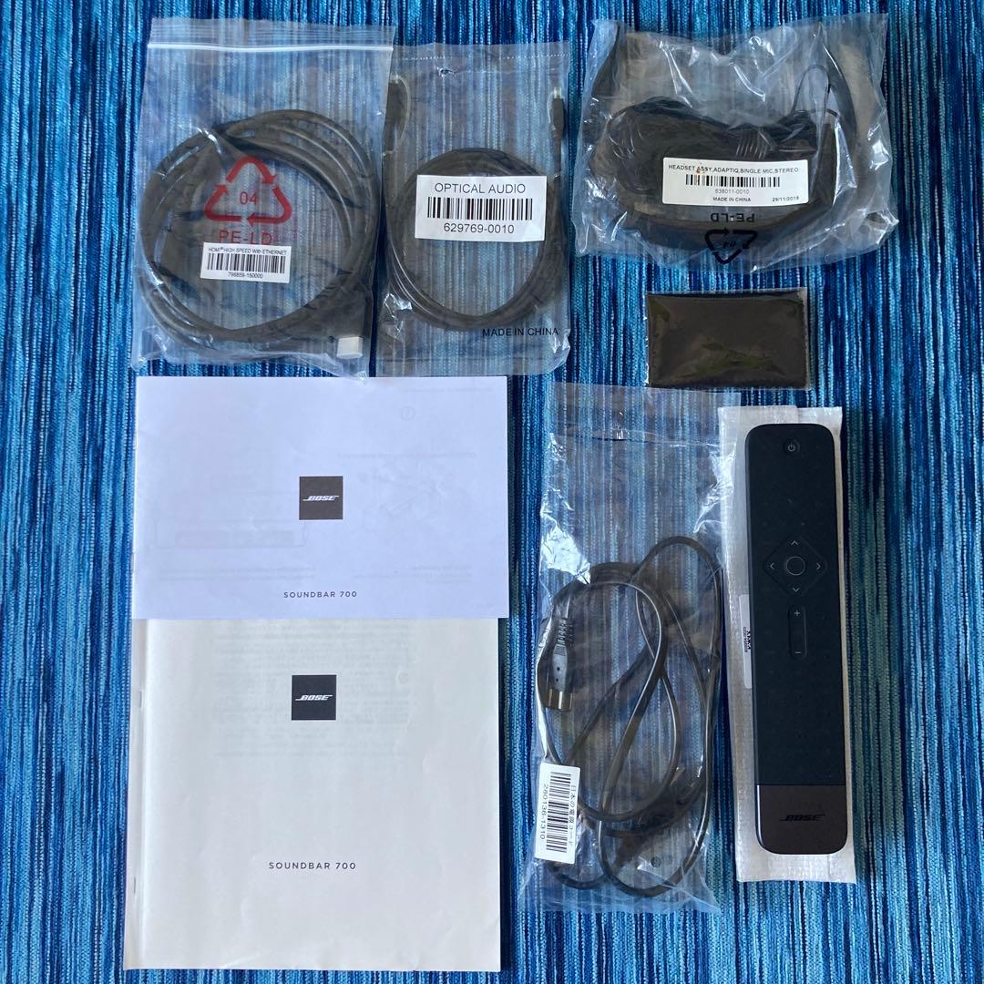 スピーカー・ウーファー BOSE Soundbar 700 BLK